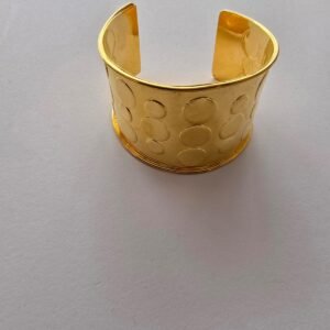 WIDE GOLDEN BRACELET