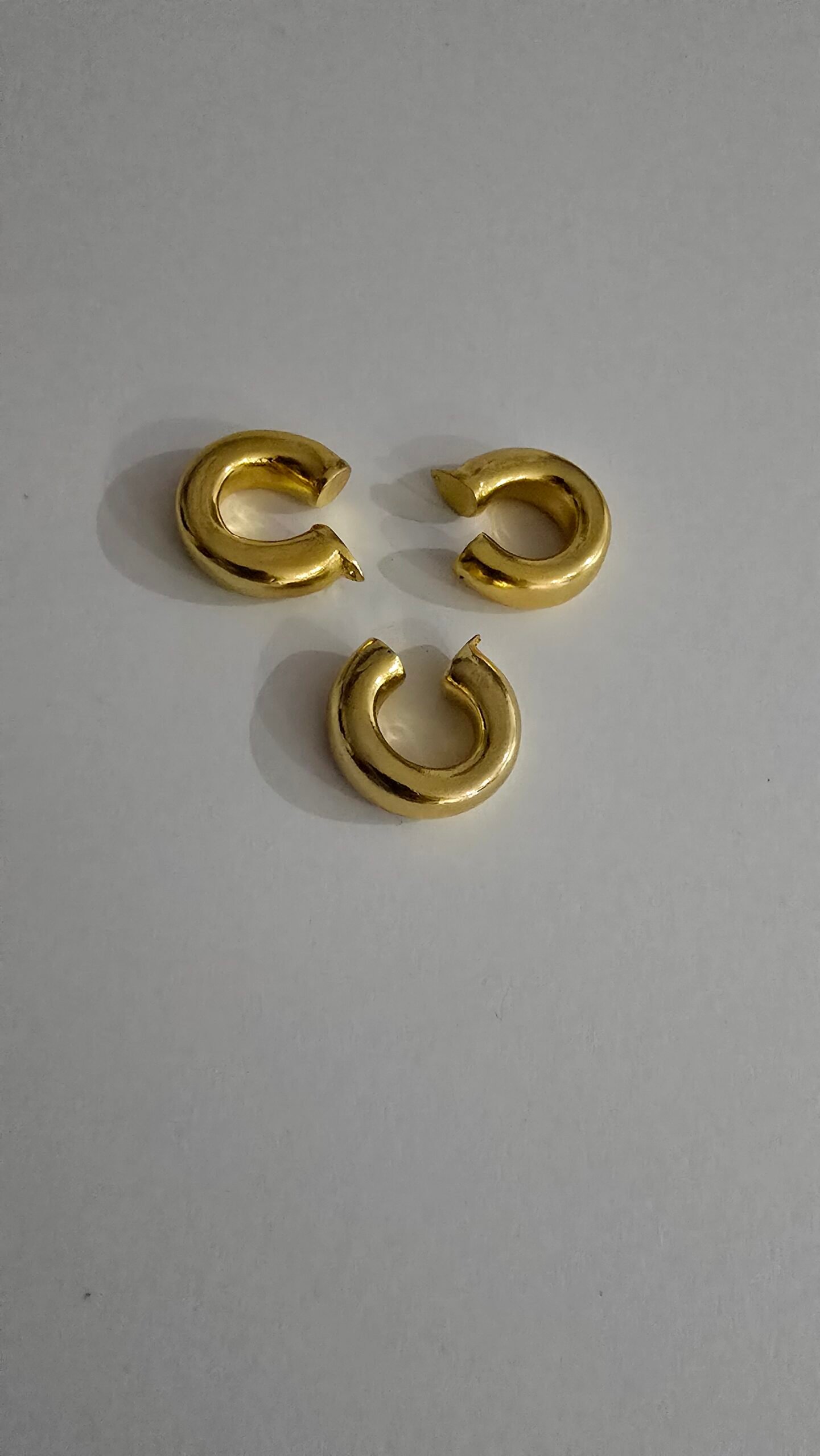 THREE GOLDEN CHUNKY EAR CUFF