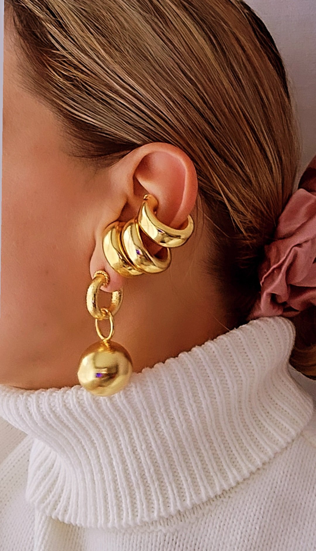 THREE GOLDEN CHUNKY EAR CUFF - Image 3
